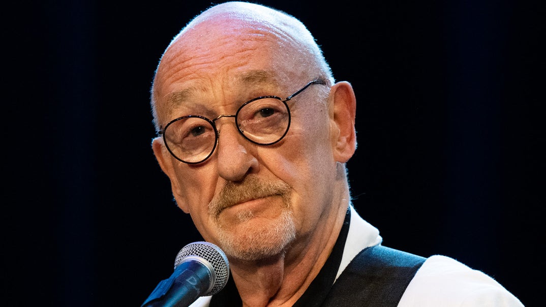 0422-Remembering-Dave-Mason-PRIMARY