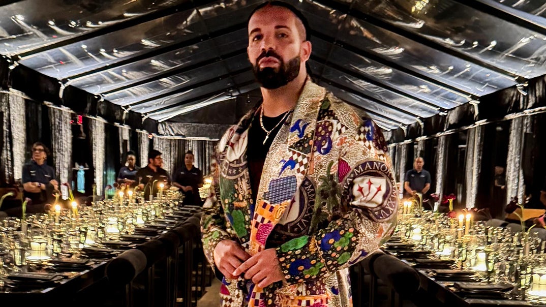 0723-Drake-Flexes-Lavish-Life-PRIMARY