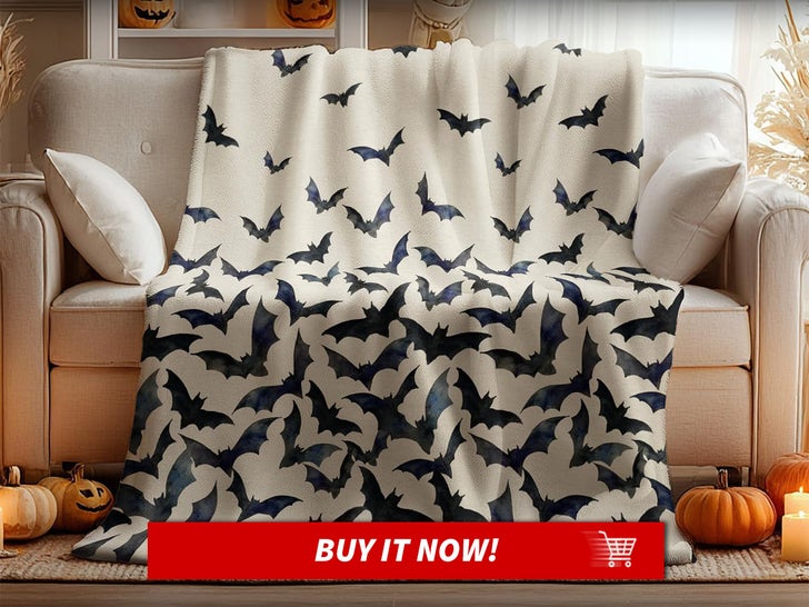Bate-throw-blanket-horror-movie-noch-main