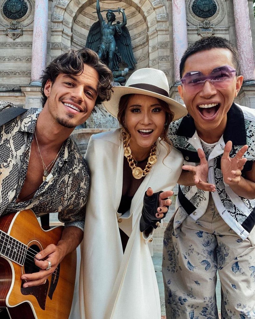 0816 Emily In Paris BTS 13