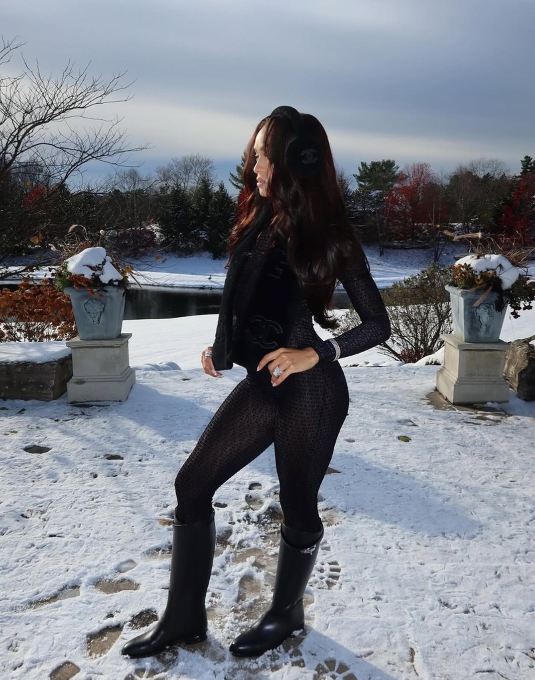 Jilly Anais Snow Hot Shots 1