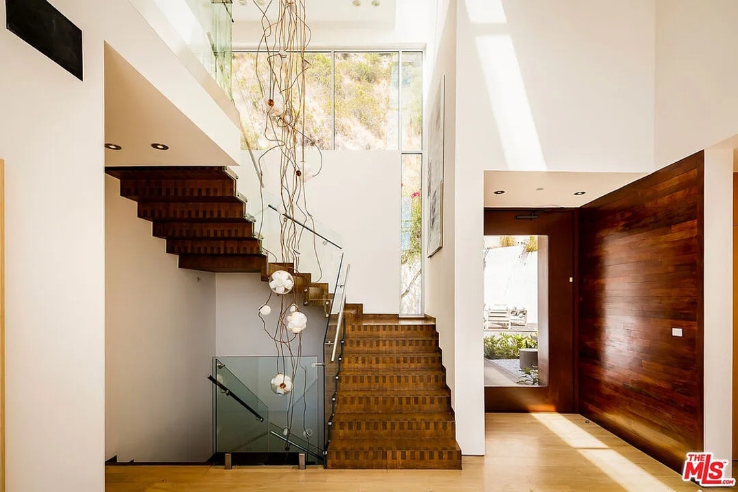 Christine Quinn and Christian Dumontet Home 6