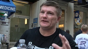 072816_ricky_hatton_primary
