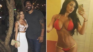 Packers Star Julius Peppers' Red Hot Girlfriend (PHOTO GALLERY)