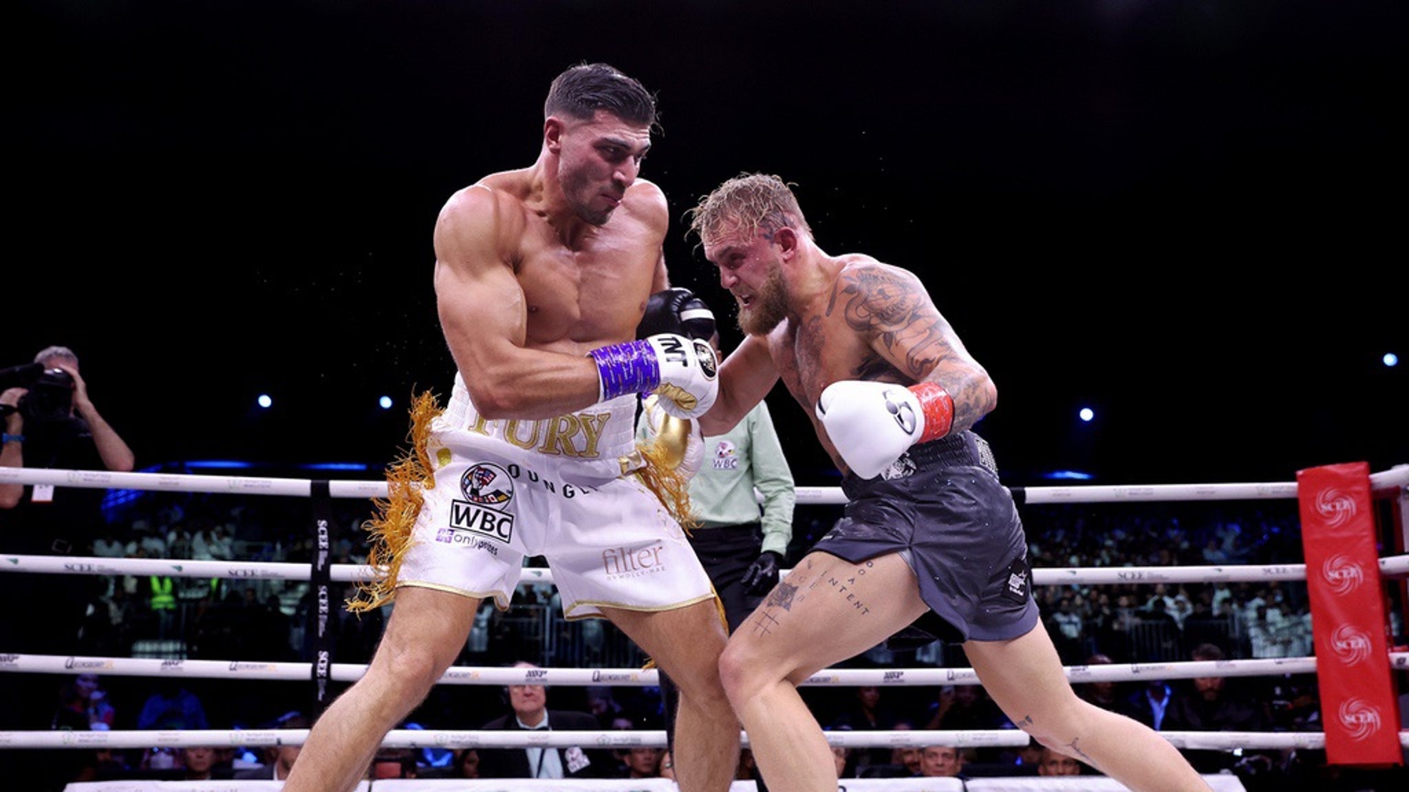 Jake Paul vs Tommy Fury Best Fight Shots