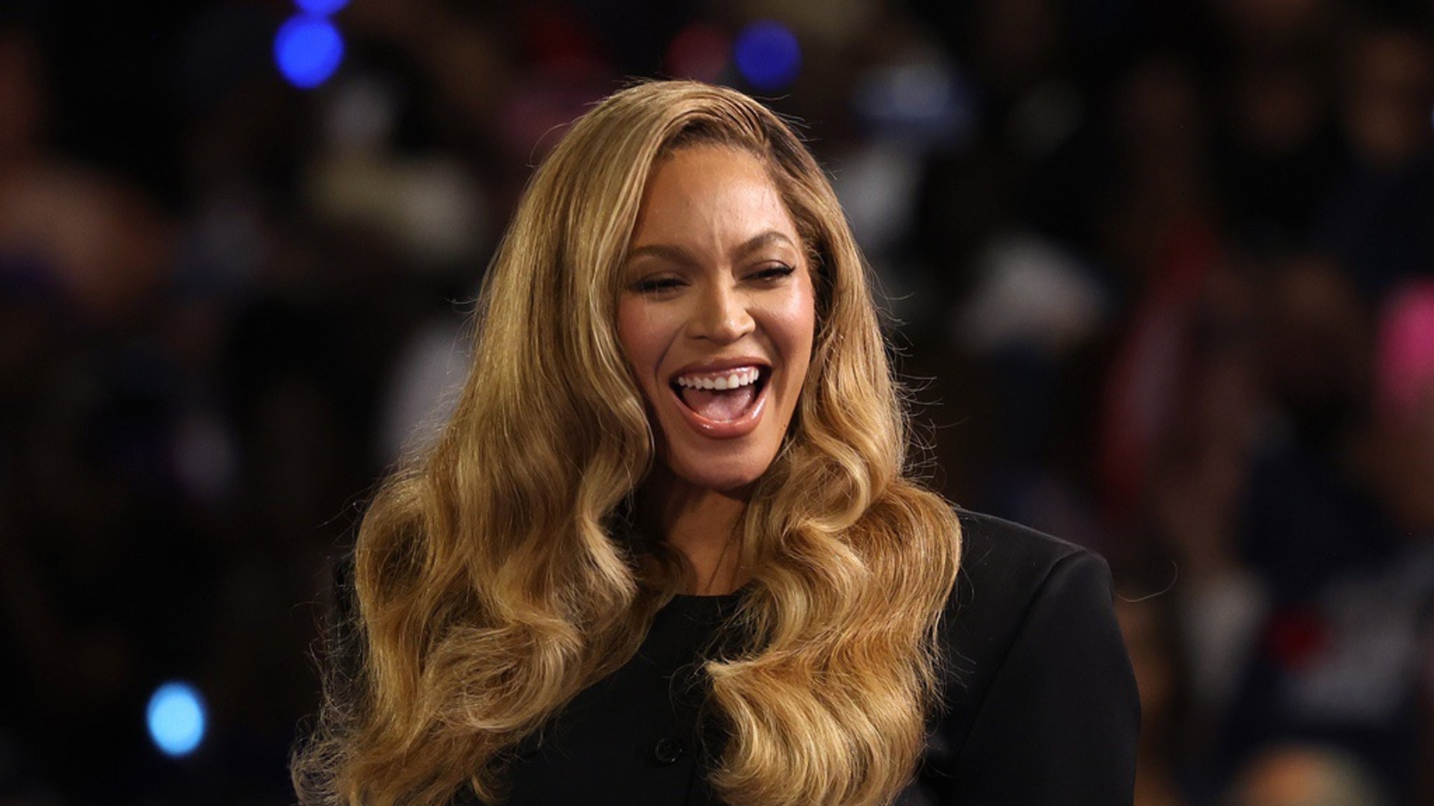 Beyonce Set to Perform at NFL Christmas Day Halftime Show in Houston