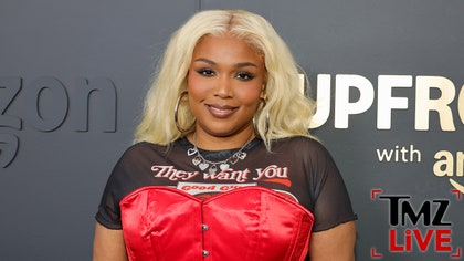 063025_tmz_live_lizzo_kal