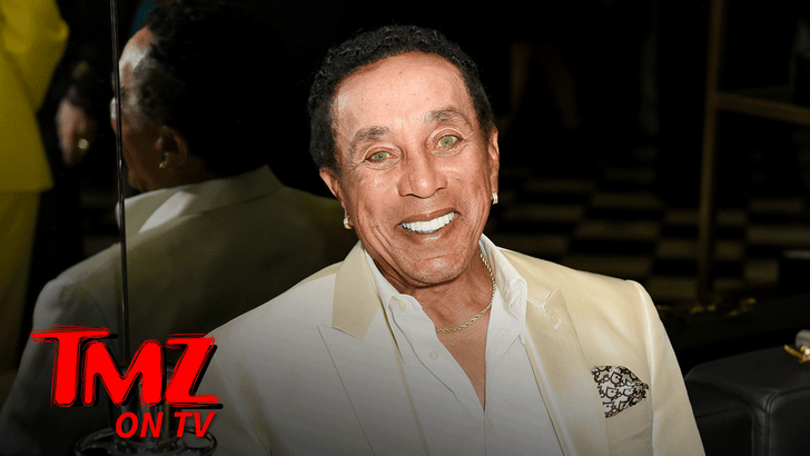 102125_tmz_live_smokey_robinson