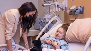 meghan markle visits childrens hospital 1