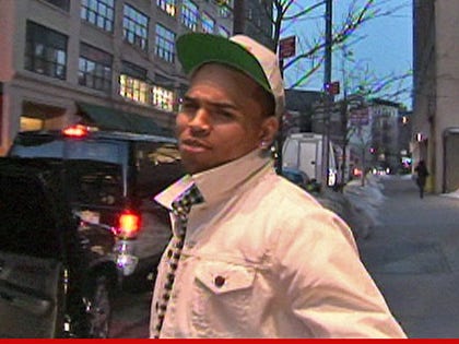 0423_chris_brown_tmz