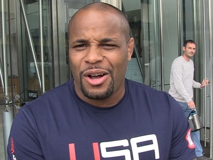 051017_daniel_cormier_primary