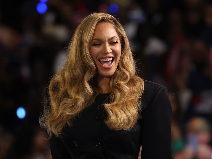 Beyonce Set to Perform at NFL Christmas Day Halftime Show in Houston