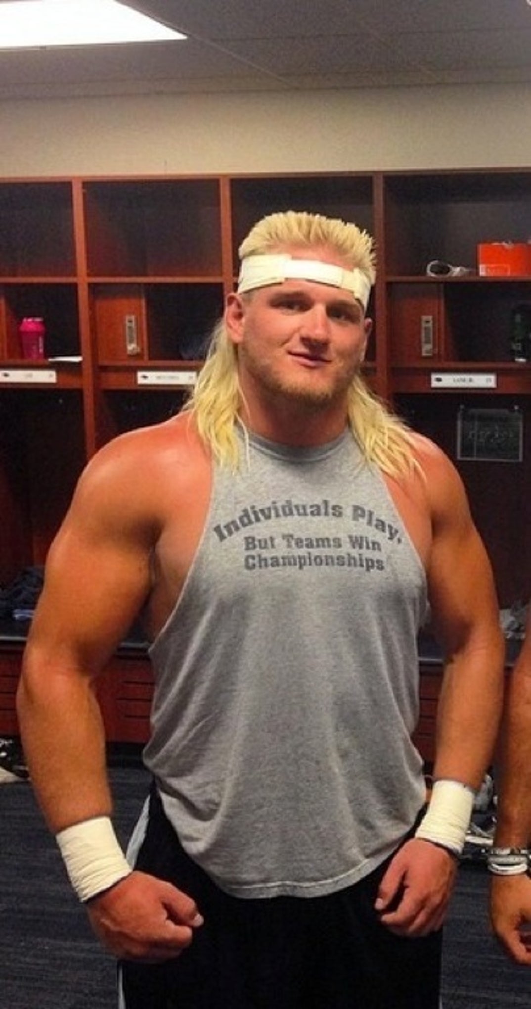 Nevada DE Brock Hekking has a flat-top mullet that would make