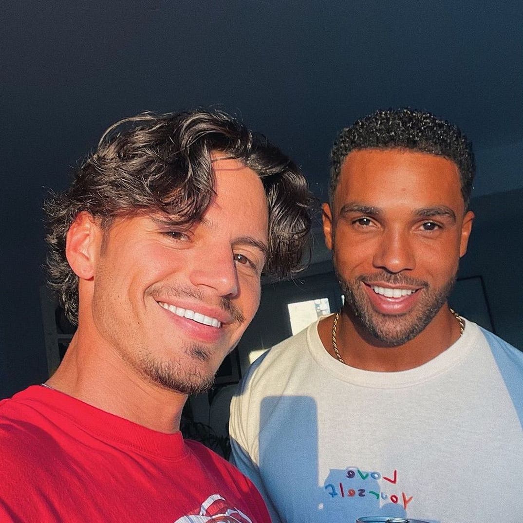 0816 Emily In Paris BTS 17