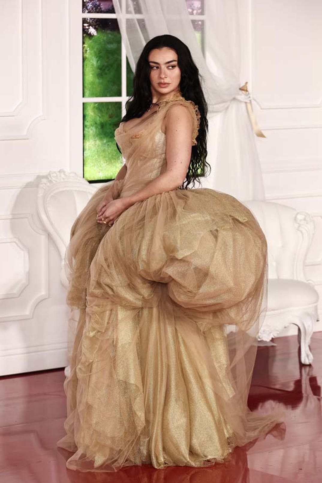 charlie xcx shutterstock_editorial_16453021jr