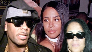 R. Kelly Denies He Had Sex with Aaliyah's Mom