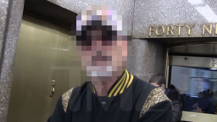 092525_howie_mandel_guess_who_kal