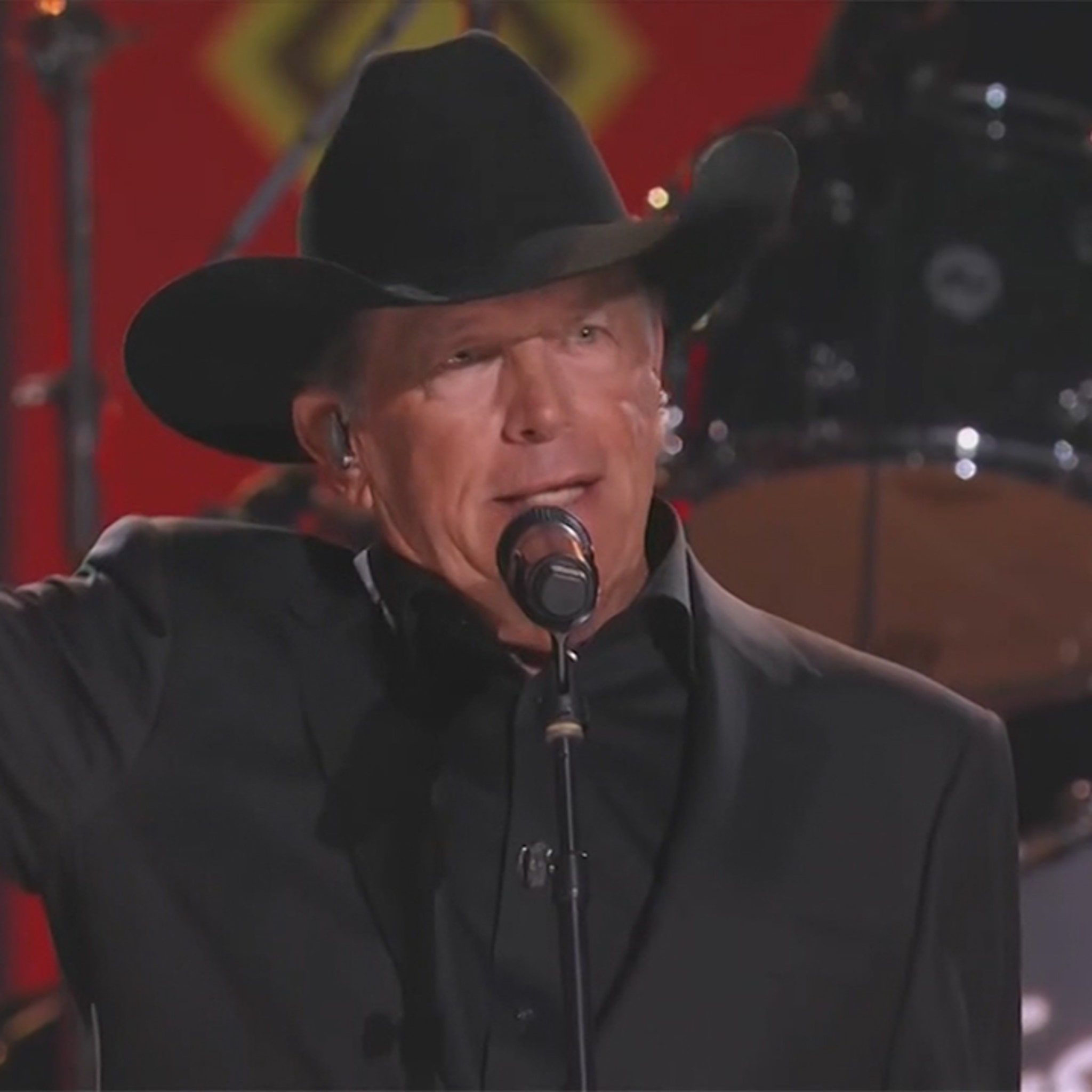 George Strait Tribute at 2024 CMAs, Wins Lifetime Achievement Award