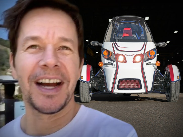 0717-mark wahlberg-car-Acrimoto-01