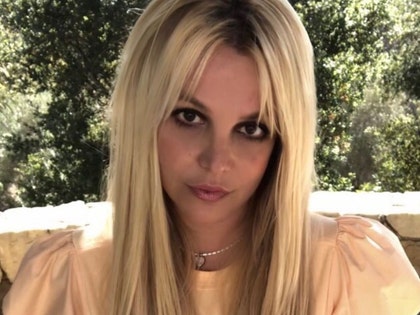 1117-britney spears ig