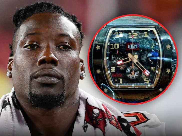 Jason-Pierre-Paul-Watch-Handout-Gelthy-1