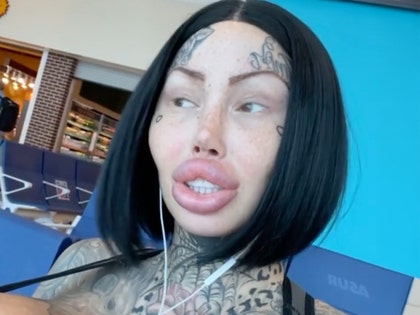 mary magdalene main insta