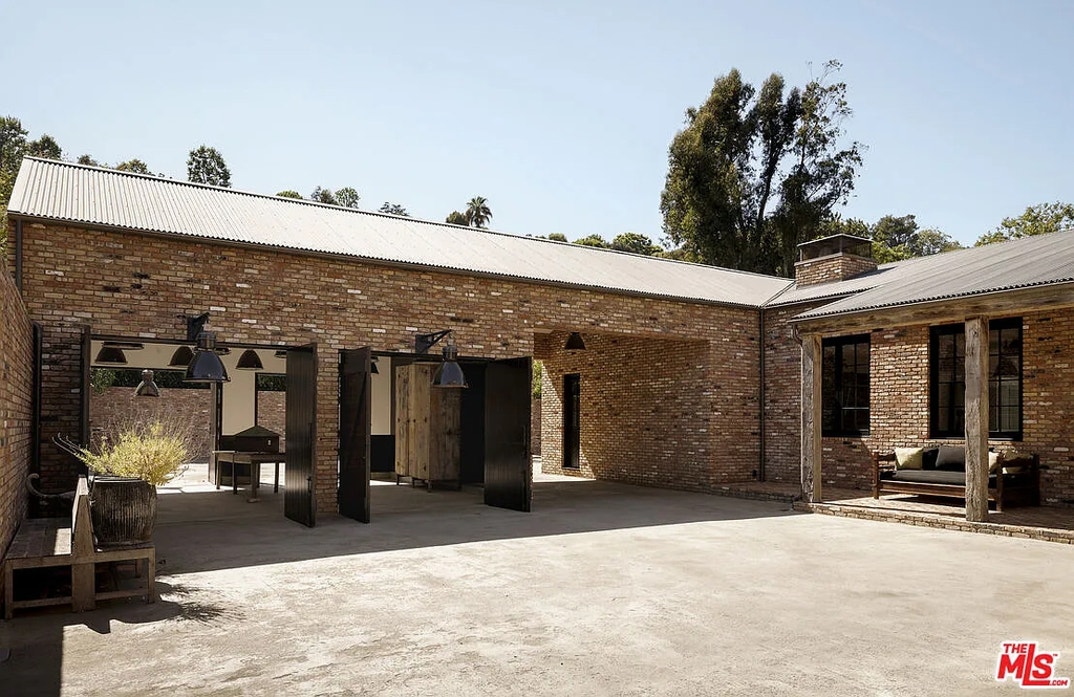 Diane Keaton New Home 18
