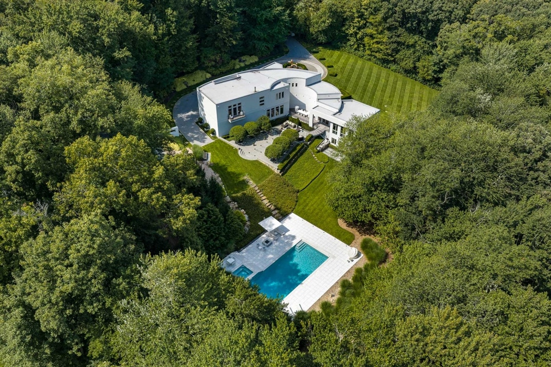 Jay Manuel Ct Home 0