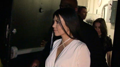 121215_kourtney_kardashian_p