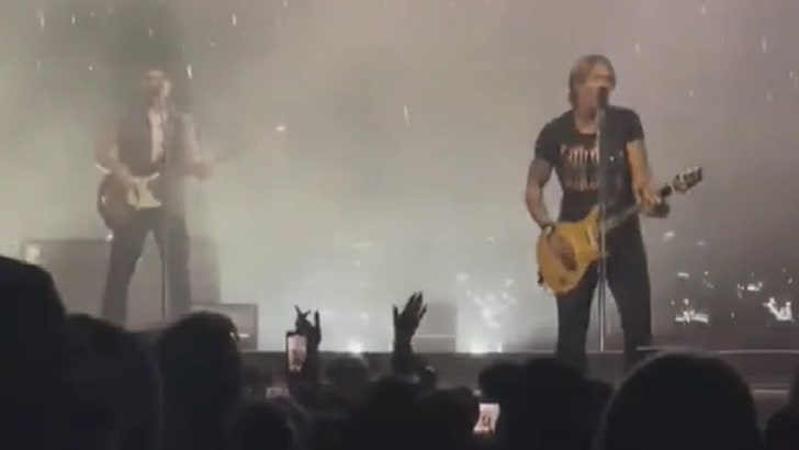 100325_keith_urban_kal