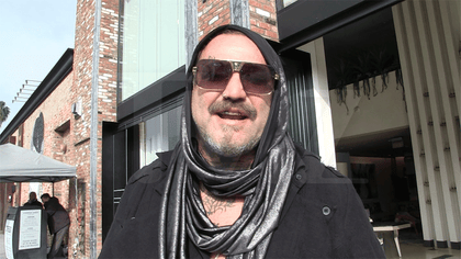 102725_bam_margera_priscilla_presley_kal