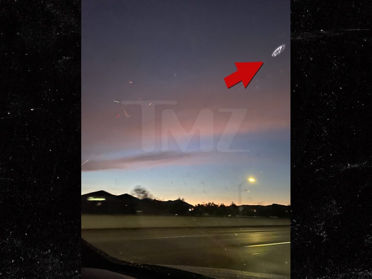 0130-ufo-tmz-01