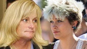 Paris Jackson -- Reconnects with Mom Debbie Rowe After Breast Cancer Diagnosis