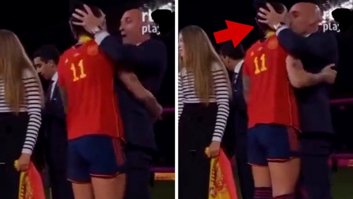 Spain S Football President Apologizes For Kissing Player After Women S World Cup