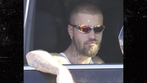 justin bieber in car backgrid