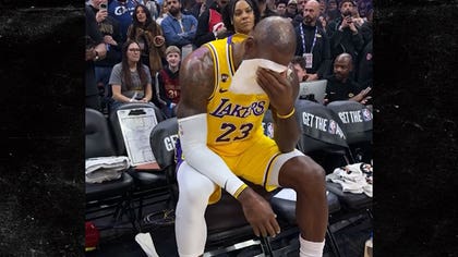 012926_lebron_james_crying_tribute_kal