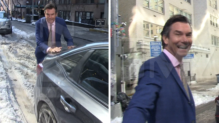 022426 Jerry Oconnell samochód w śniegu kal