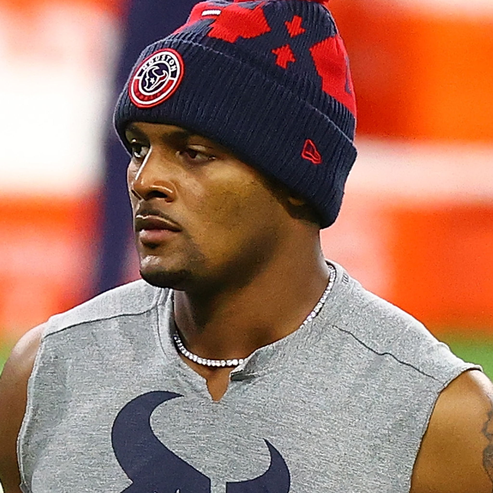 Texans trade Deshaun Watson to Cleveland