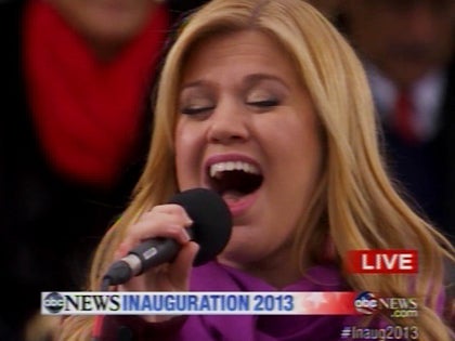 012213_kelly_clarkson_inauguration