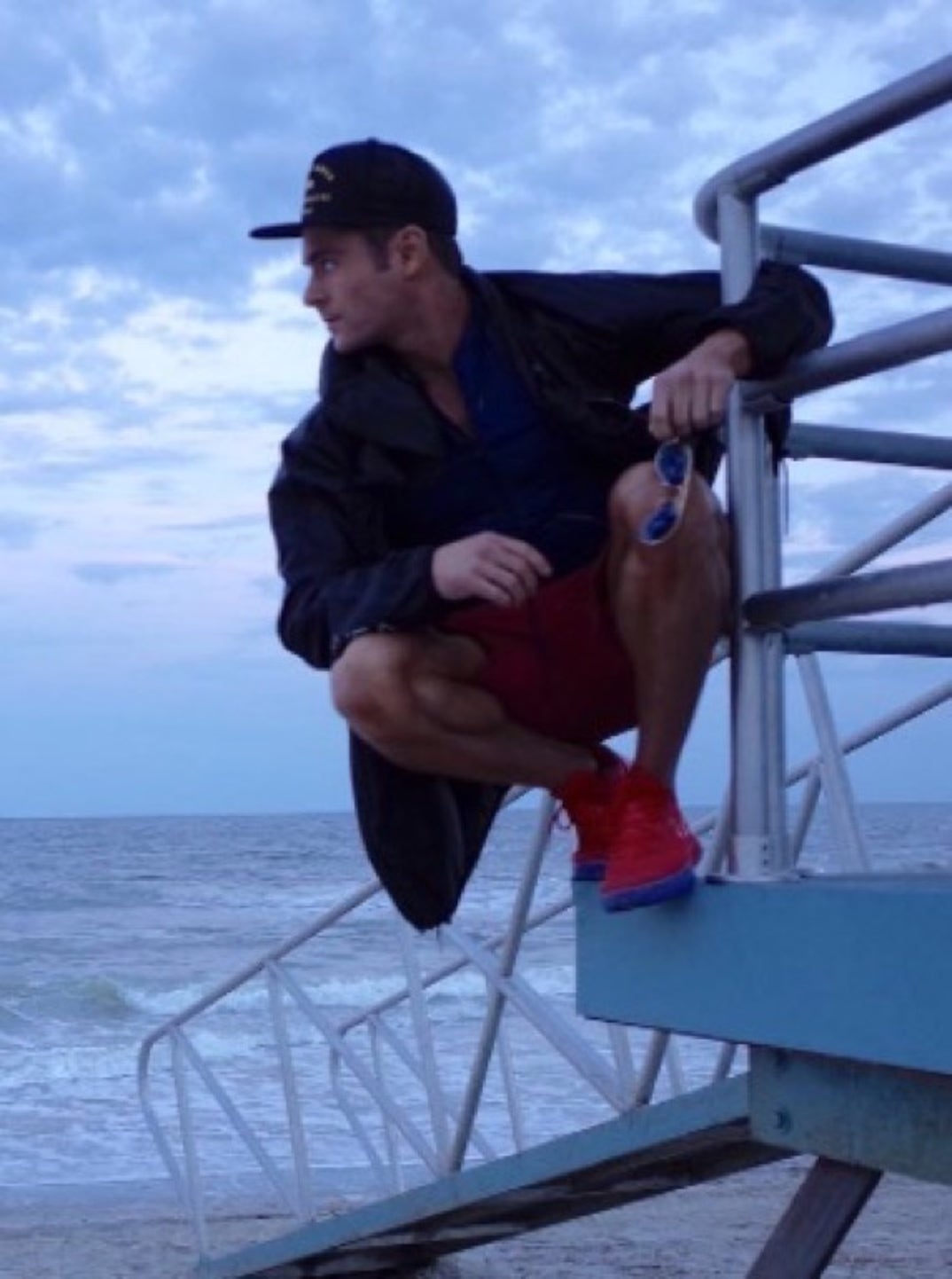 0417_zac_efron_hot_06