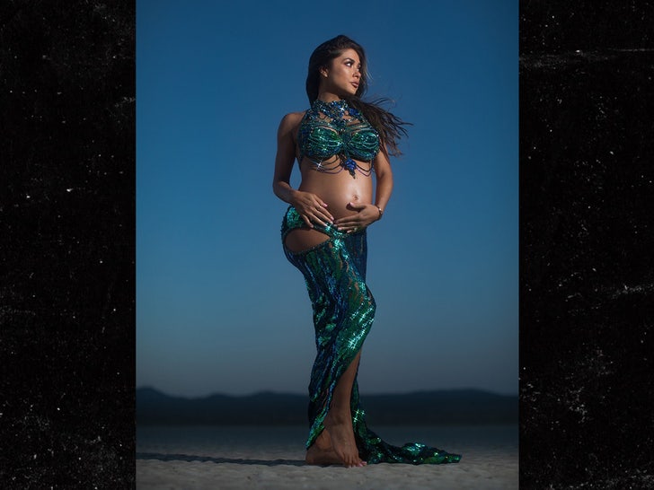 Ufc S Arianny Celeste Is Pregnant Skipping Ufc 251