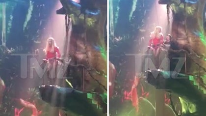 010315_britney_spears_p