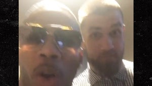 Nelly Begs Bryce Harper To Sign With Cardinals At Florida Georgia Line Concert