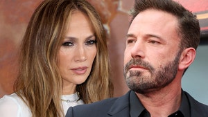 Jennifer Lopez Calls Out All 'Negativity' Amid Ben Affleck Breakup Speculation