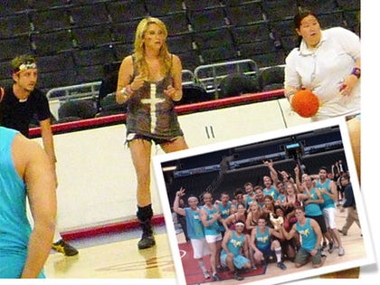 0413_kesha_dodgeball