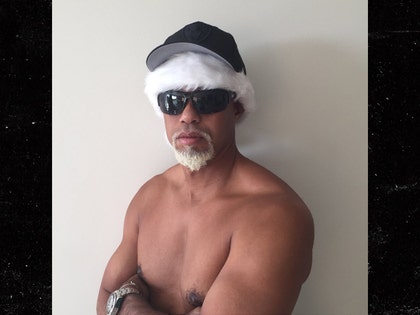 1222-tiger-woods-shirtless-santa-TWITTER-01