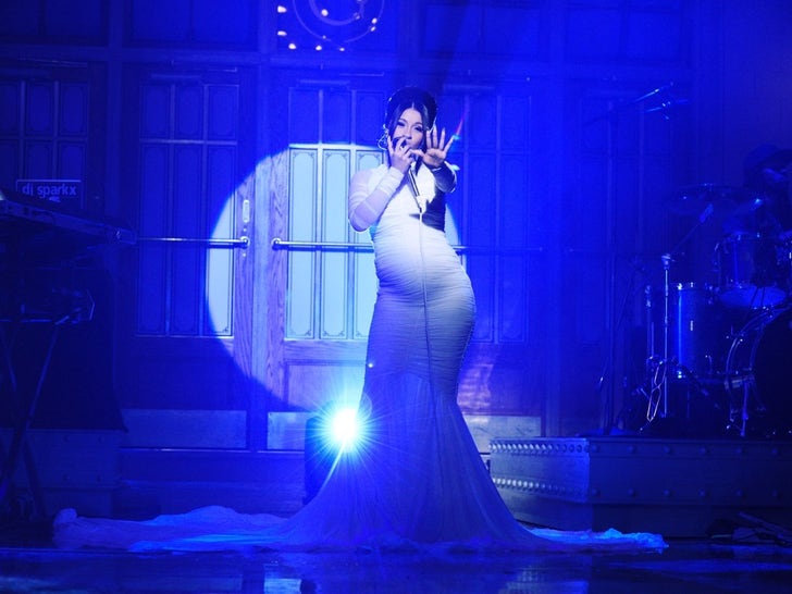 Cardi B's Pregnant Pics