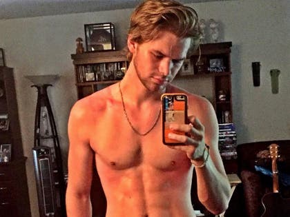 kenton-duty-gunther-shake-it-up-tbt-02