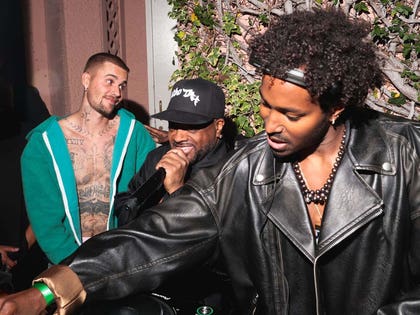 justin bieber shutterstock_editorial_16499880bk