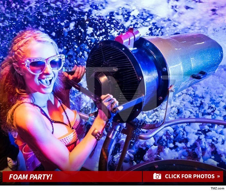 Paris Hilton -- Foam Party!